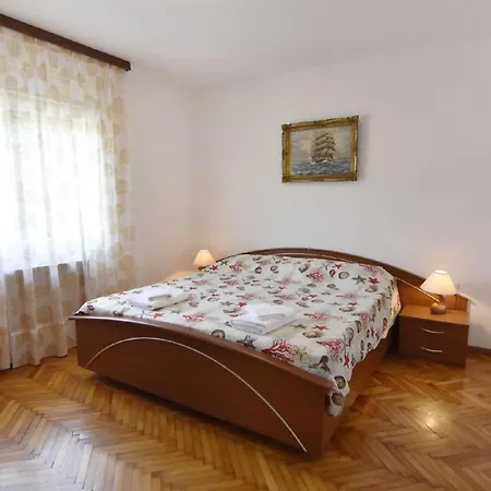 Zwei-zimmer-wohnung In Der Naehe Des Meeres Apartment