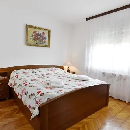 Lägenhet Zwei-zimmer-wohnung In Der Naehe Des Meeres *